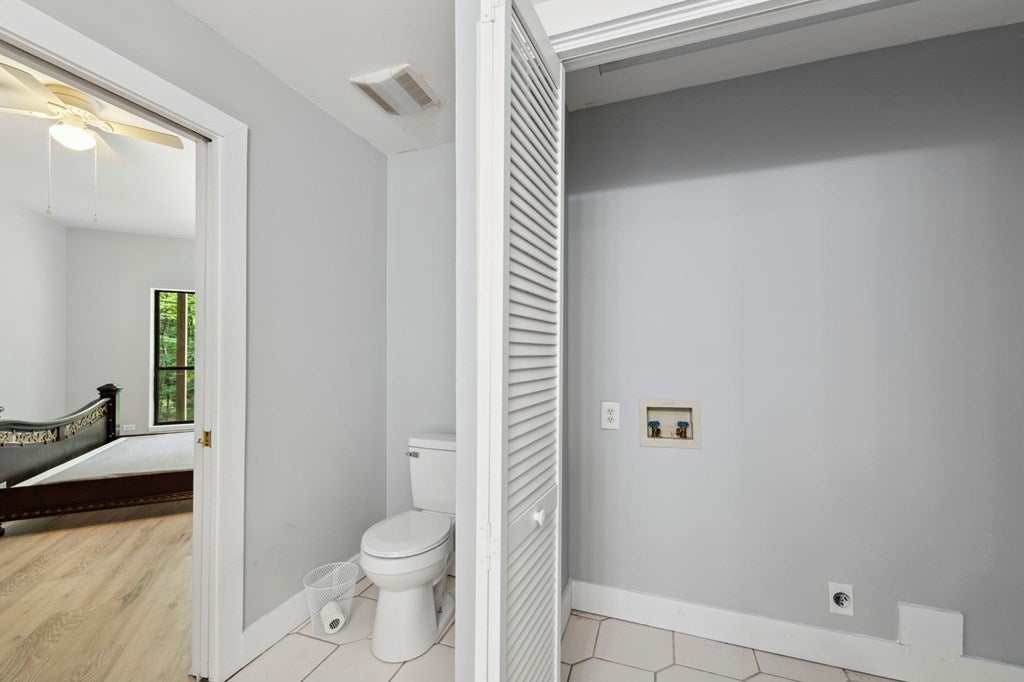 Ellijay, Georgia, 30540, United States, 5 Bedrooms Bedrooms, ,5 BathroomsBathrooms,Residential,For Sale,1868155