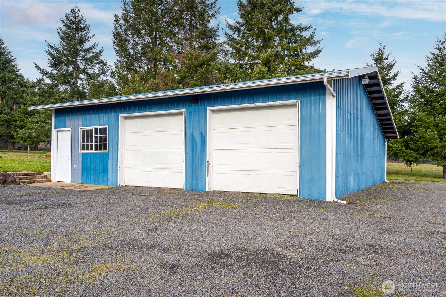 Winlock, Washington, 98596, United States, 3 Bedrooms Bedrooms, ,2 BathroomsBathrooms,Residential,For Sale,2015352