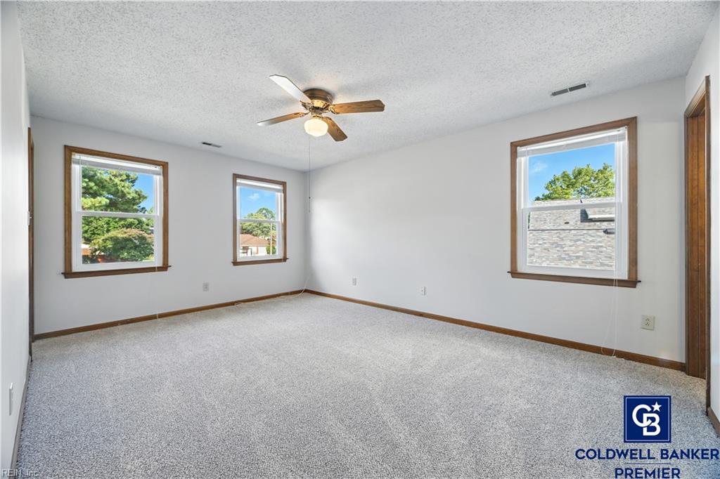 Virginia Beach Va, Virginia, 23454, United States, 4 Bedrooms Bedrooms, ,3 BathroomsBathrooms,Residential,For Sale,1919664