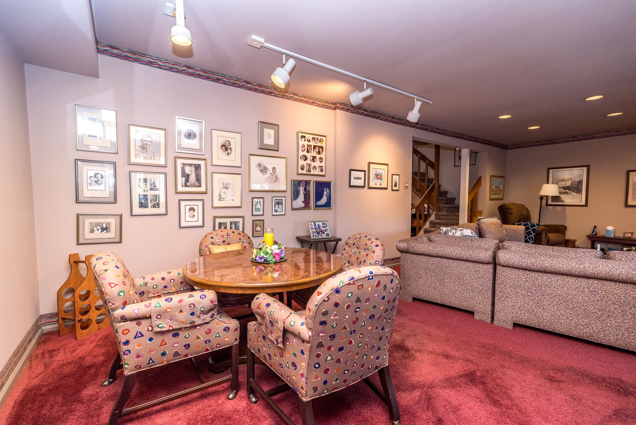 Chesterbrook, Pennsylvania, 19087, United States, 2 Bedrooms Bedrooms, ,3 BathroomsBathrooms,Residential,For Sale,1978885