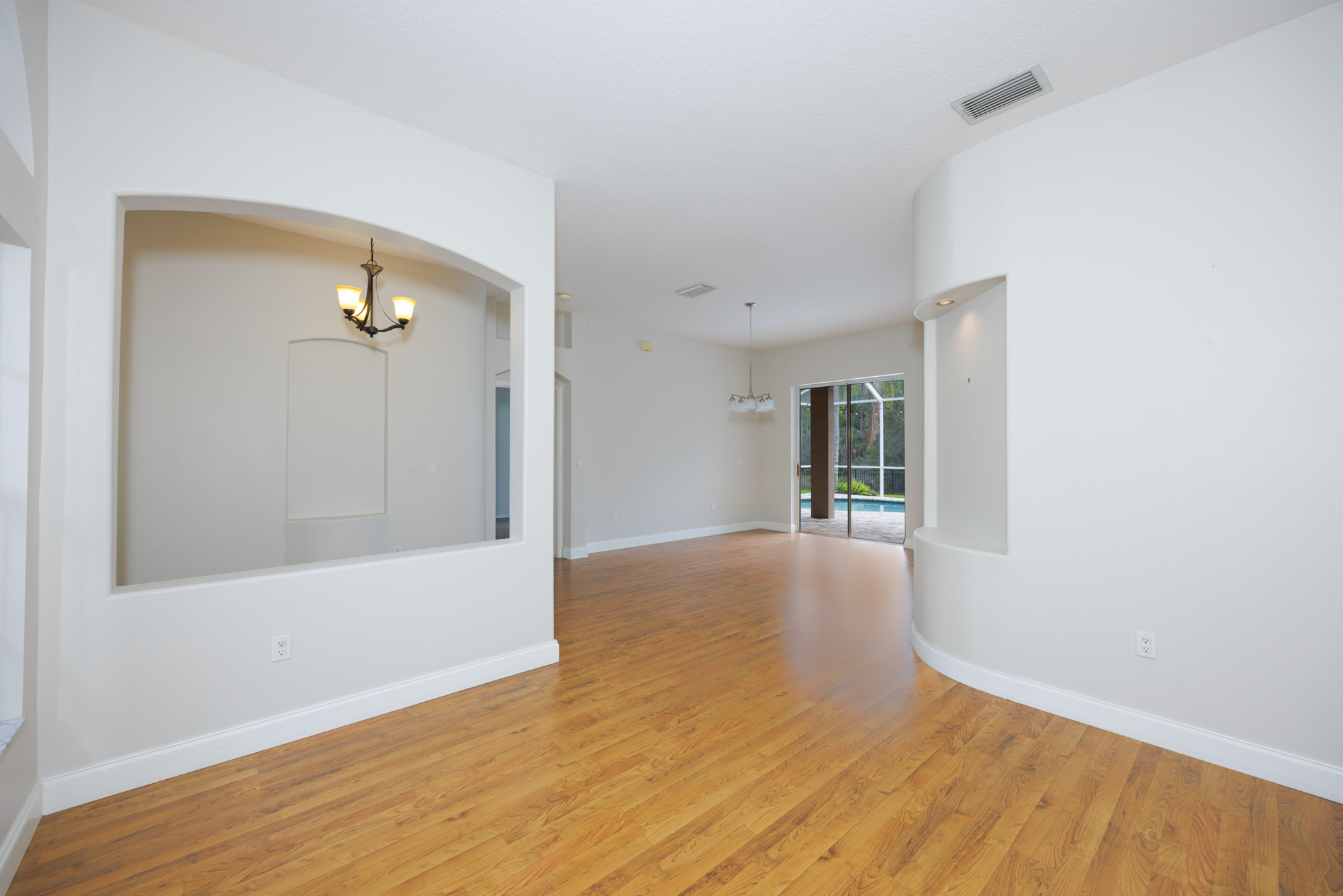 Tampa, Florida, 33647, United States, 4 Bedrooms Bedrooms, ,3 BathroomsBathrooms,Residential,For Sale,1982962