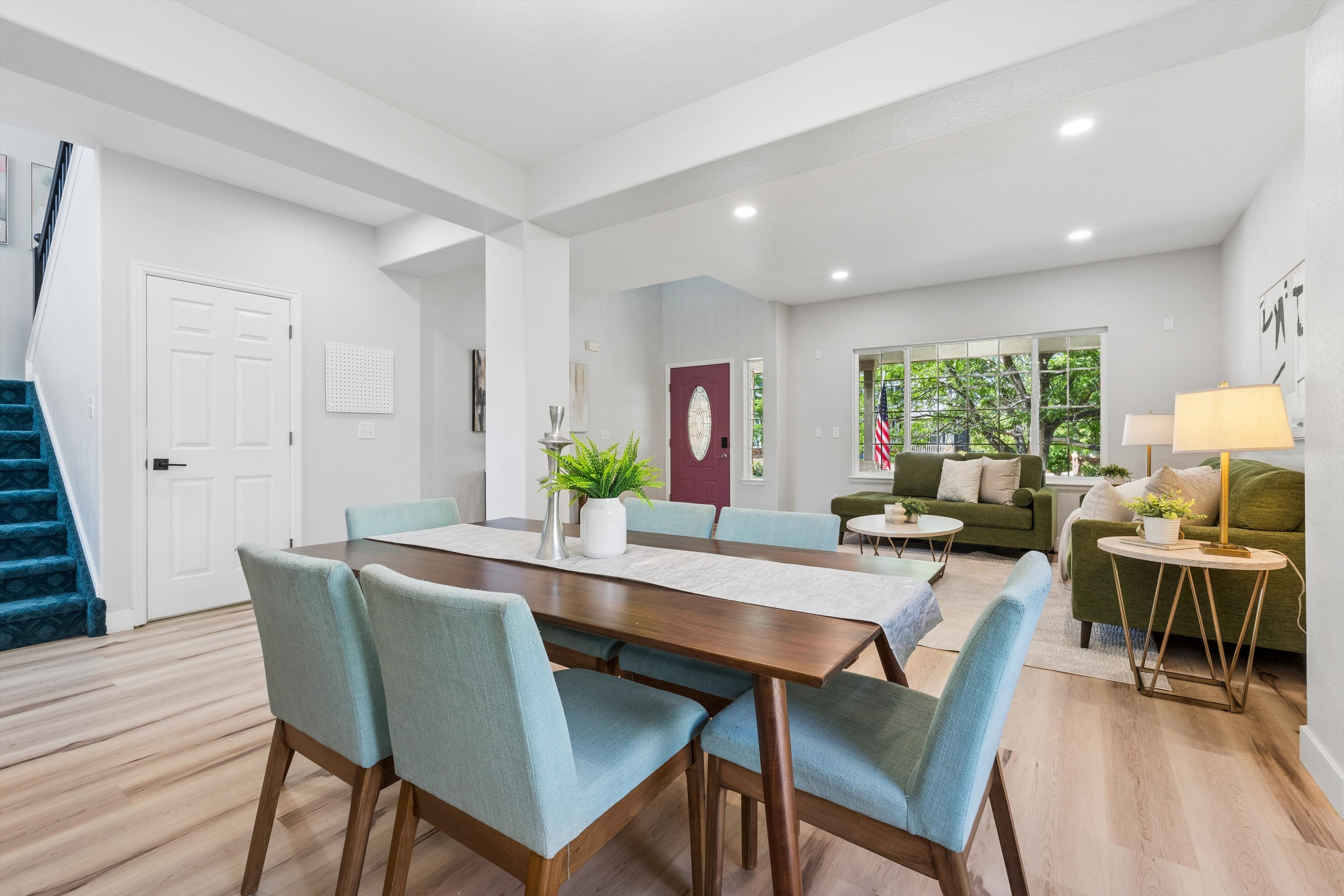  Thoughtfully Designed Four-Bedroom, Three Bath Residence - 物件實景