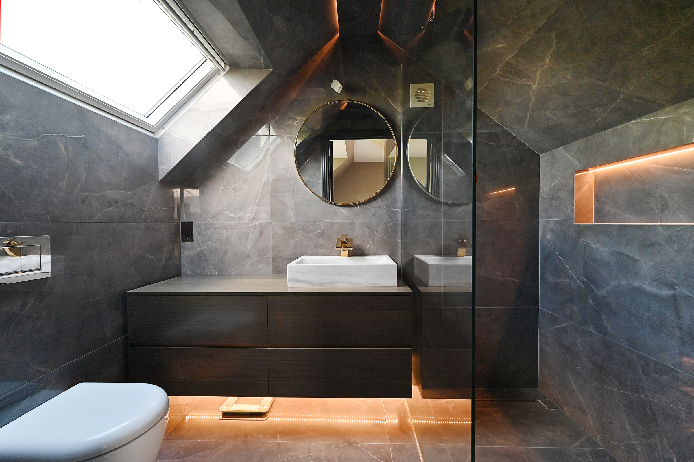  A Remarkable Seven-Bedroom Residence - 物件實景