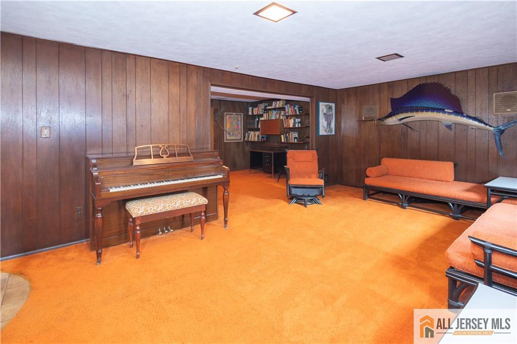 East Brunswick, New Jersey, 08816, United States, 5 Bedrooms Bedrooms, ,3 BathroomsBathrooms,Residential,For Sale,1890709