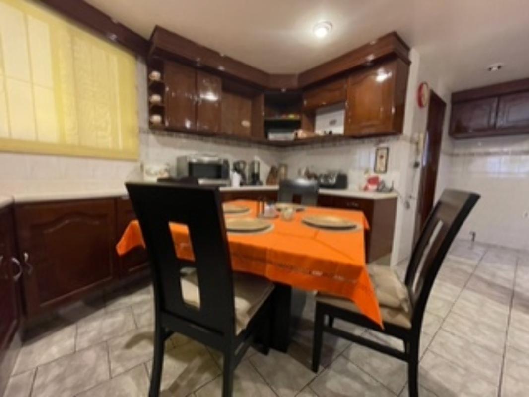 Hacienda Jurica, Atizapán de Zaragoza, Estado de México, 52925, Mexico, 3 Bedrooms Bedrooms, ,3 BathroomsBathrooms,Residential,For Sale,Hacienda Jurica,1440864