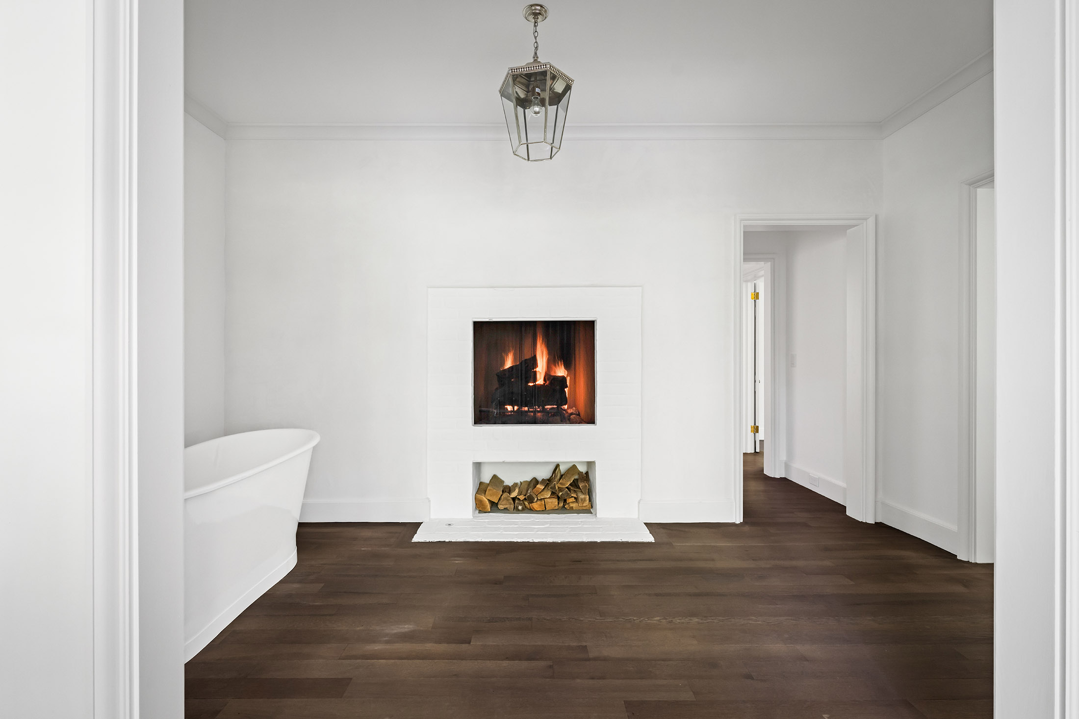  Timeless Architecture and Modern Livability Converge in Tuxedo Park Home - 物件實景