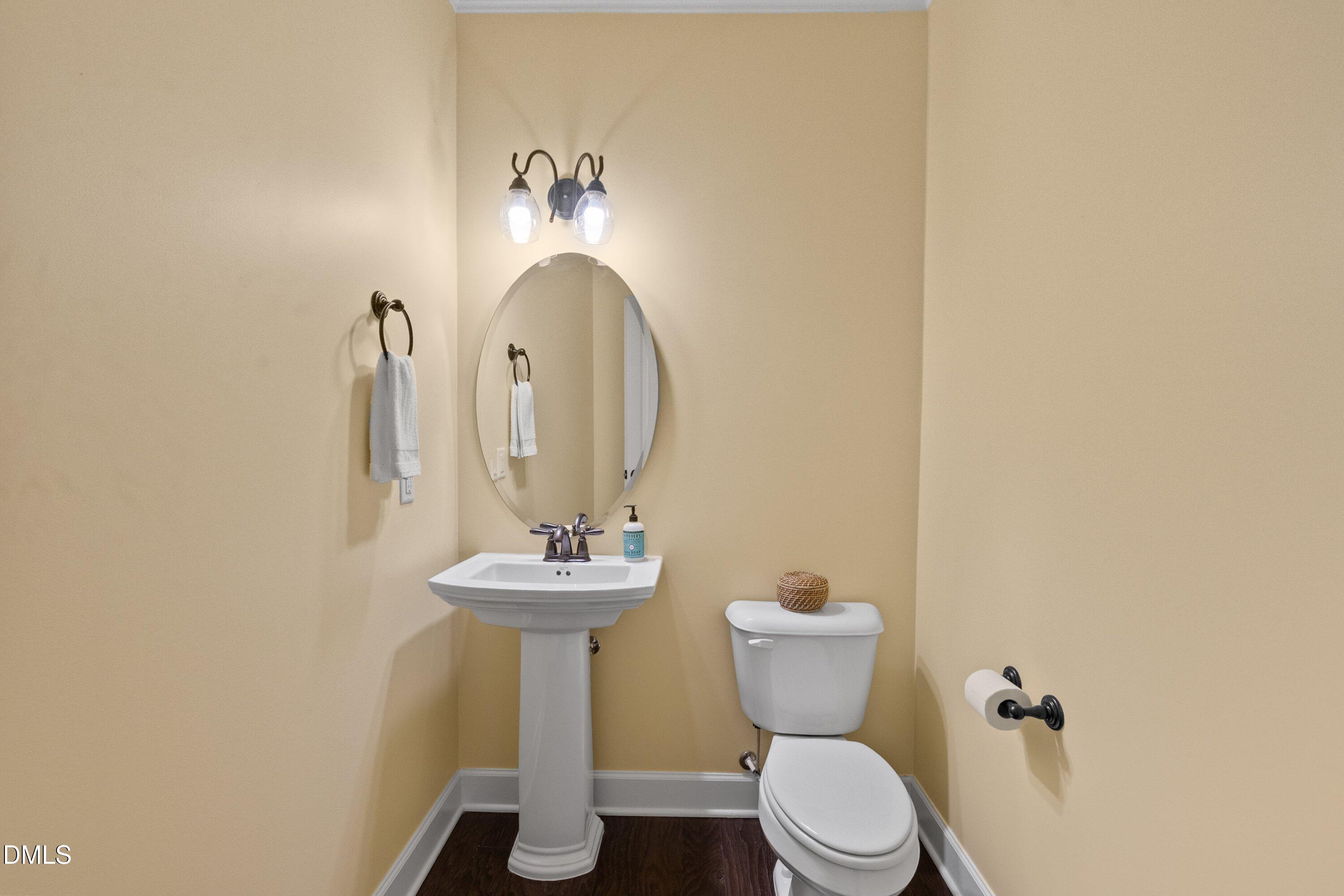 Cary, North Carolina, 27519, United States, 5 Bedrooms Bedrooms, ,5 BathroomsBathrooms,Residential,For Sale,2001789