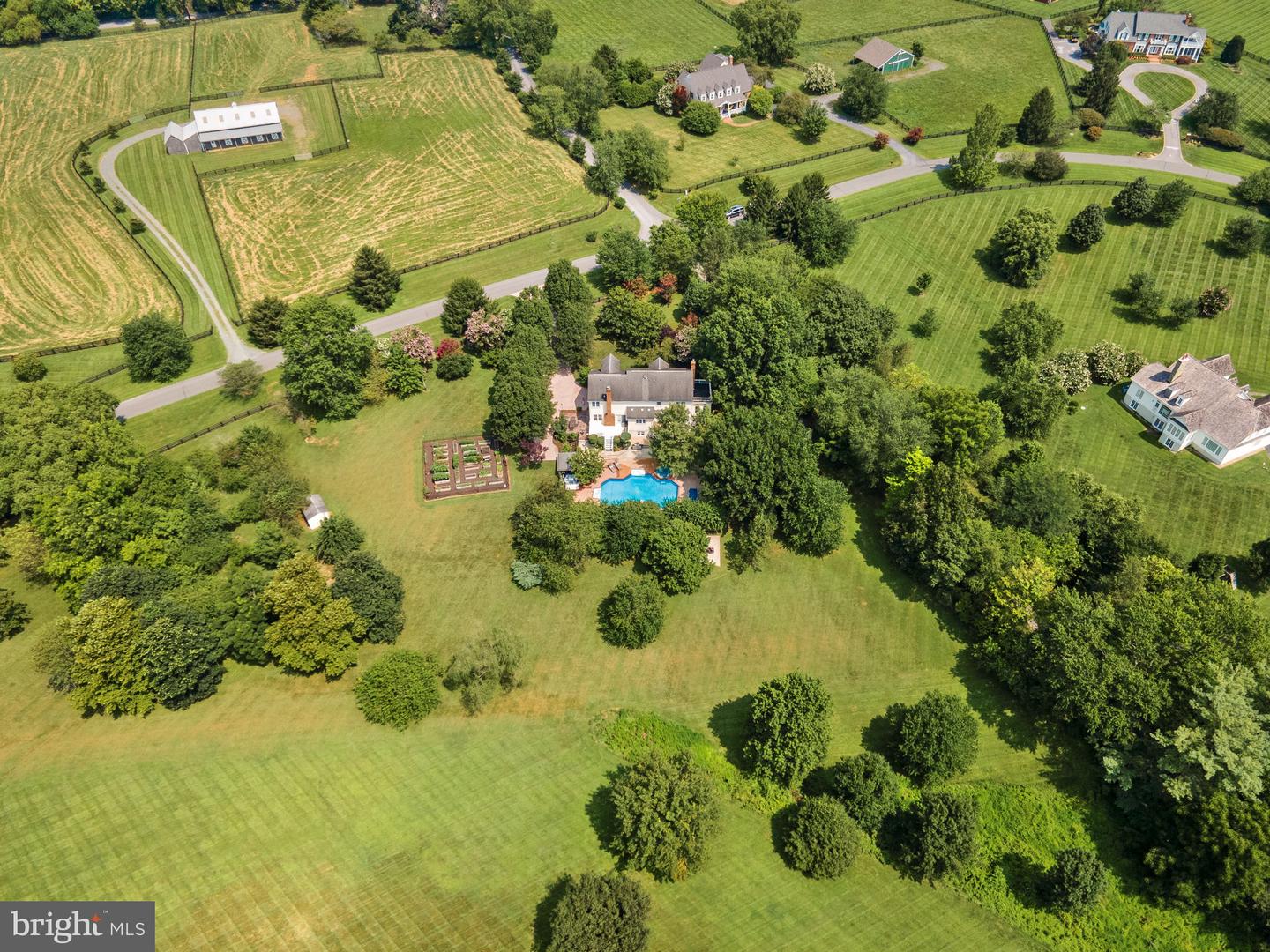 Waterford, Virginia, 20197, United States, 5 Bedrooms Bedrooms, ,4 BathroomsBathrooms,Residential,For Sale,1940957