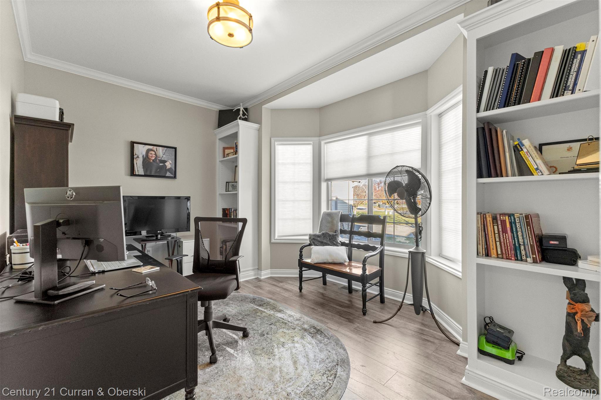 Monroe, Michigan, 48161, United States, 4 Bedrooms Bedrooms, ,3 BathroomsBathrooms,Residential,For Sale,1995376