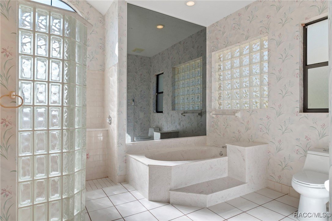 Beverly Hills, Florida, 34465, United States, 3 Bedrooms Bedrooms, ,3 BathroomsBathrooms,Residential,For Sale,2006370