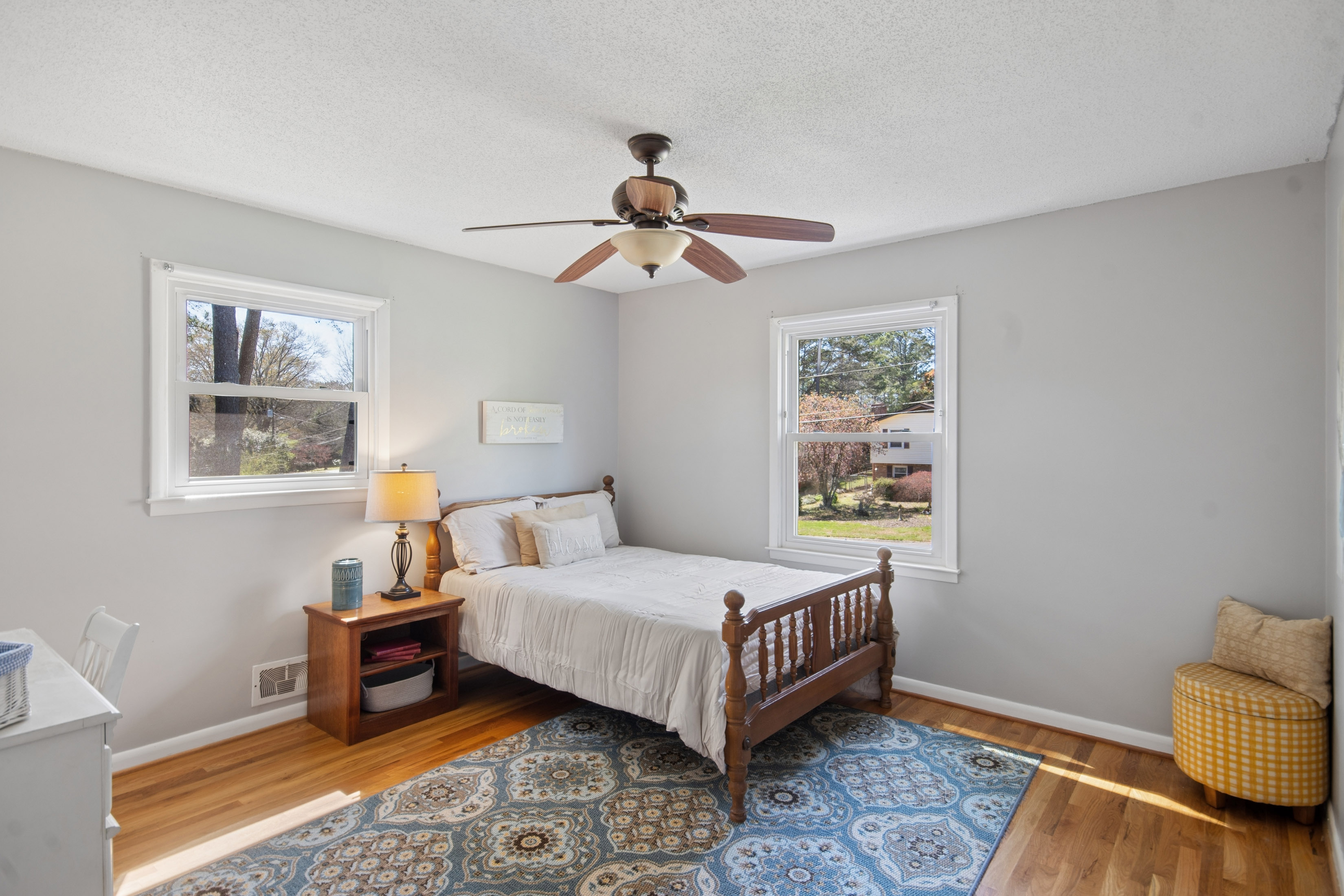  Rare Opportunity in Huntwood Neighborhood - 物件實景