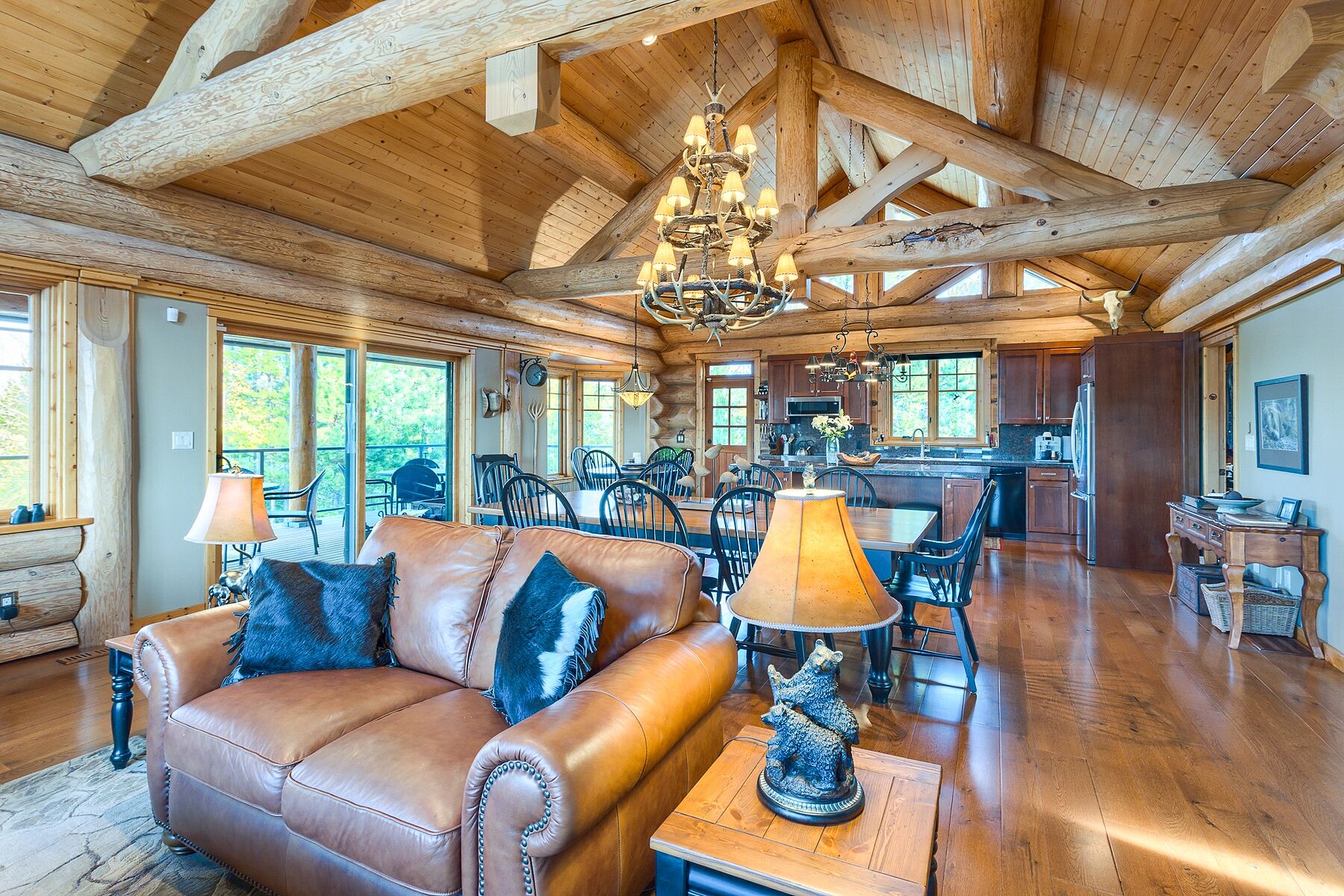  Custom Log Home - 物件實景