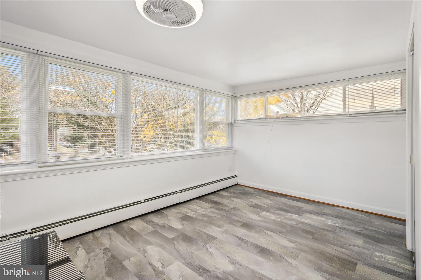 3300 18th Pl Se, WASHINGTON, District Of Columbia, 20020, United States, 5 Bedrooms Bedrooms, ,3 BathroomsBathrooms,Residential,For Sale,3300 18th Pl Se,1431167