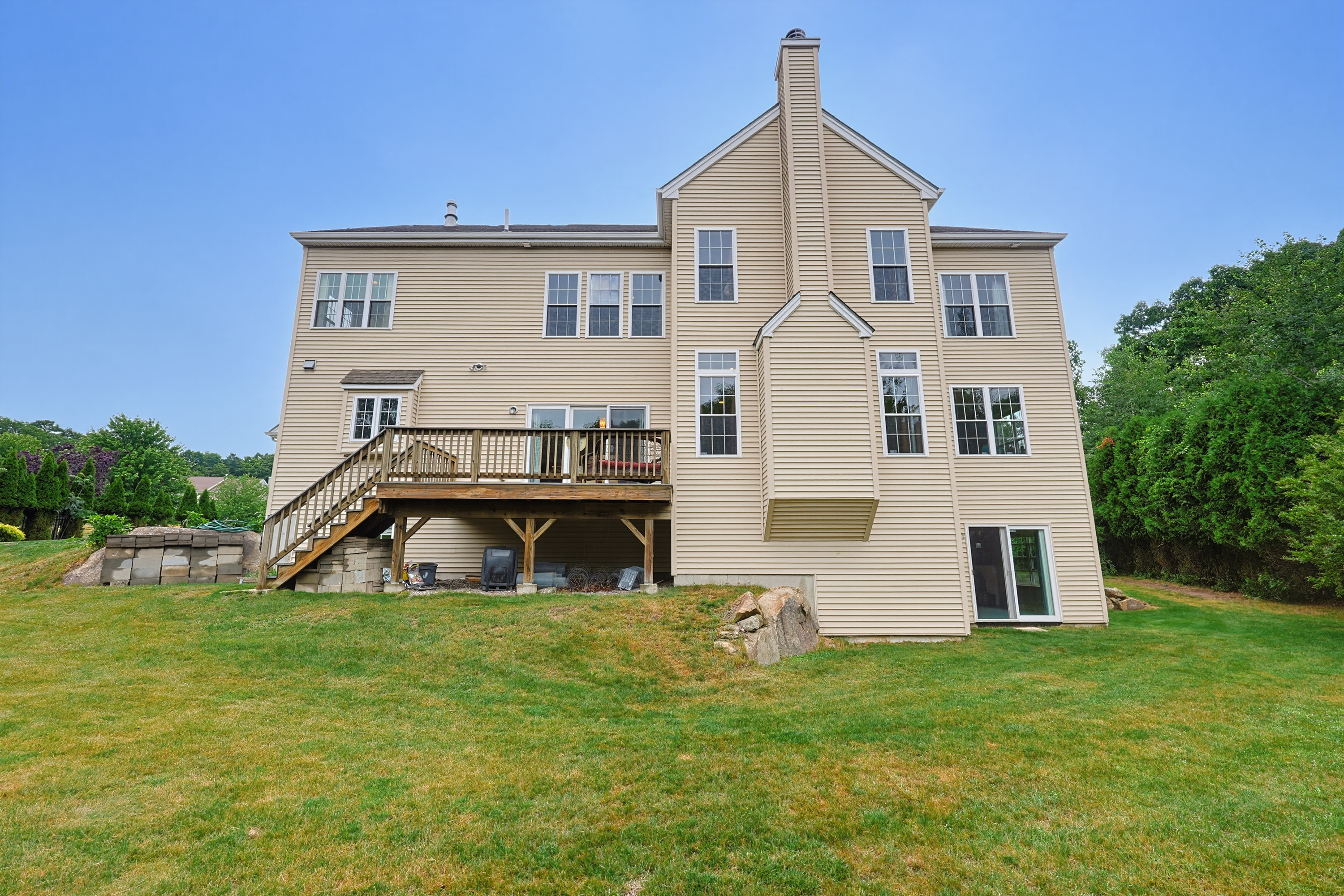  35 Howarth Drive, Upton, MA 01568 - 物件實景