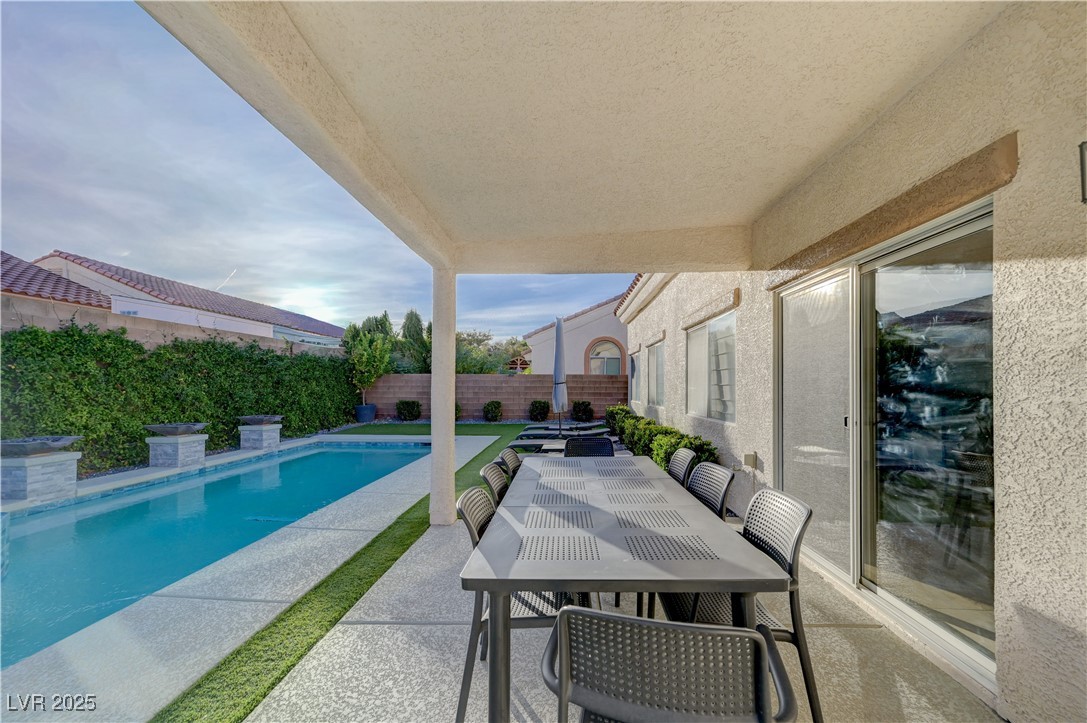 Las Vegas, Nevada, 89141, United States, 3 Bedrooms Bedrooms, ,3 BathroomsBathrooms,Residential,For Sale,1988947