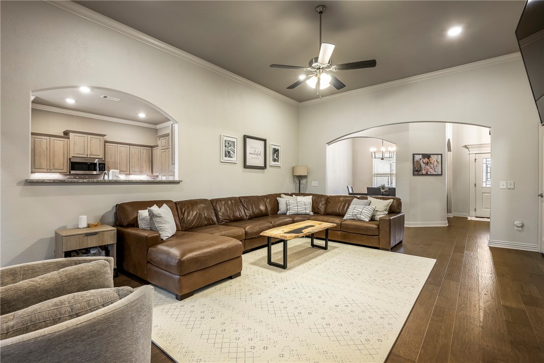 Cave Springs, Arkansas, 72718, United States, 4 Bedrooms Bedrooms, ,3 BathroomsBathrooms,Residential,For Sale,1954993