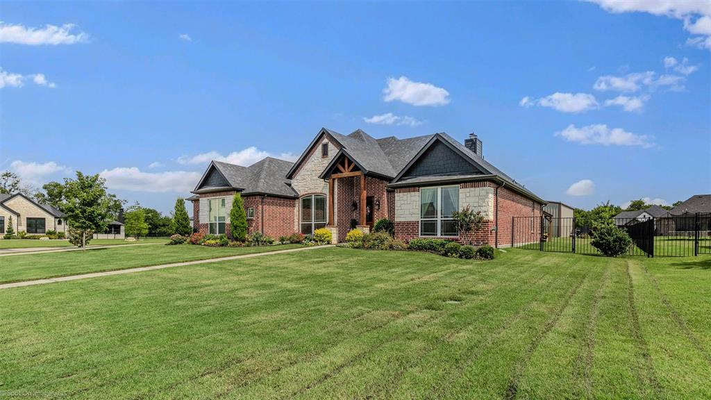 Caddo Mills, Texas, 75135, United States, 3 Bedrooms Bedrooms, ,3 BathroomsBathrooms,Residential,For Sale,1862306