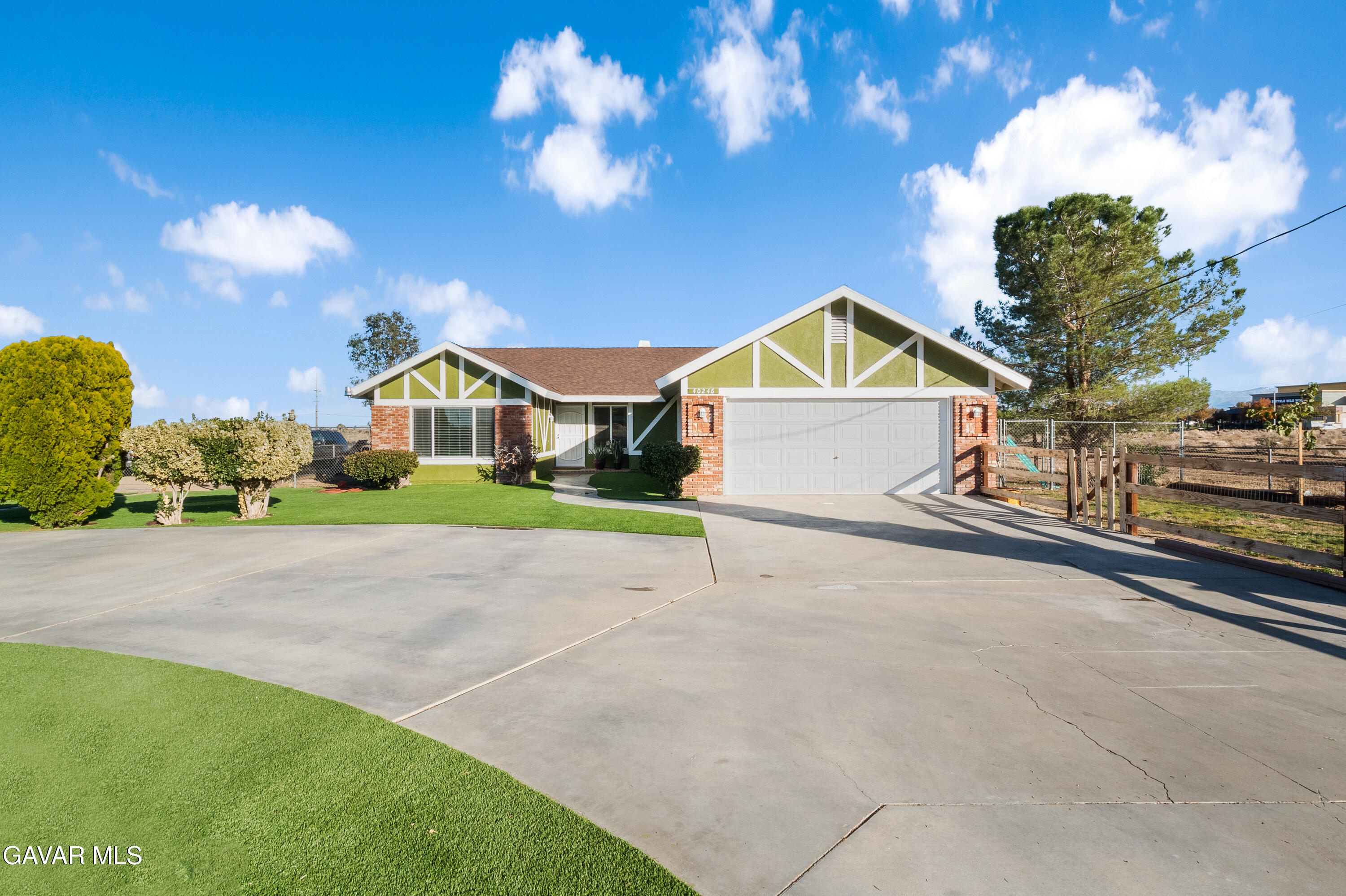 Palmdale, California, 93551, United States, 5 Bedrooms Bedrooms, ,2 BathroomsBathrooms,Residential,For Sale,2006046