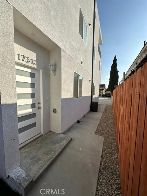 Los Angeles, California, 90001, United States, ,Residential,For Sale,1976329