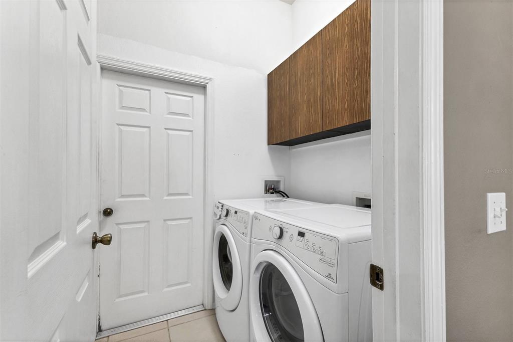 Sarasota, Florida, 34238, United States, 4 Bedrooms Bedrooms, ,2 BathroomsBathrooms,Residential,For Sale,1985448