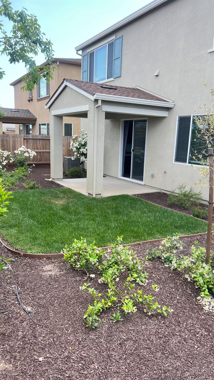 Sacramento, California, 95829, United States, 3 Bedrooms Bedrooms, ,3 BathroomsBathrooms,Residential,For Sale,1933328