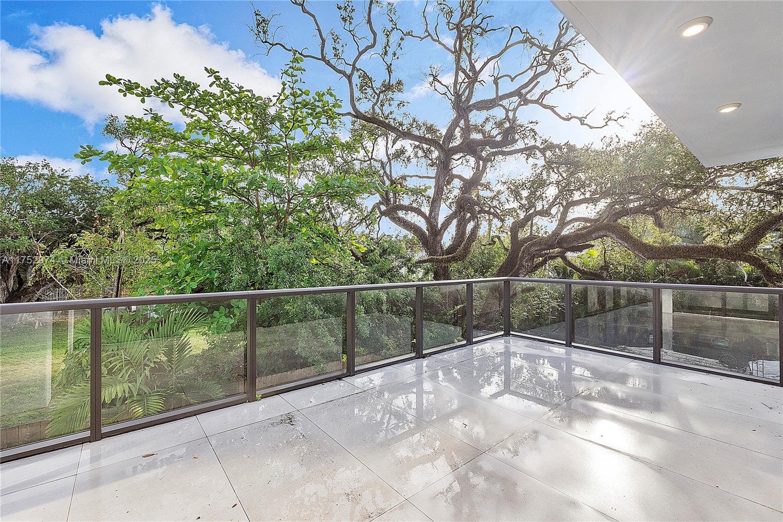 Miami, Florida, 33133, United States, 5 Bedrooms Bedrooms, ,5 BathroomsBathrooms,Residential,For Sale,1739354