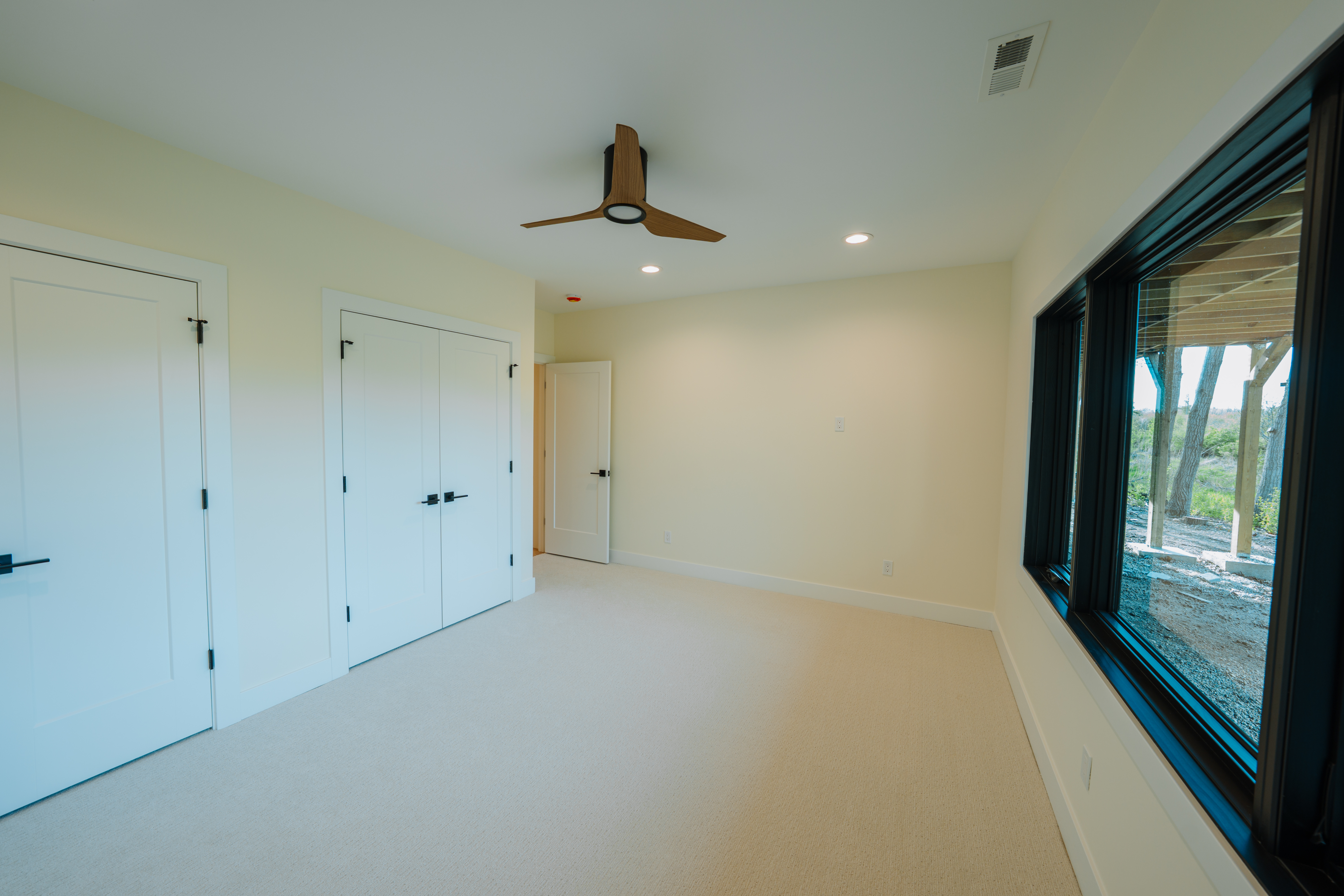  Impressive New Build in Bridlewood Estates - 物件實景