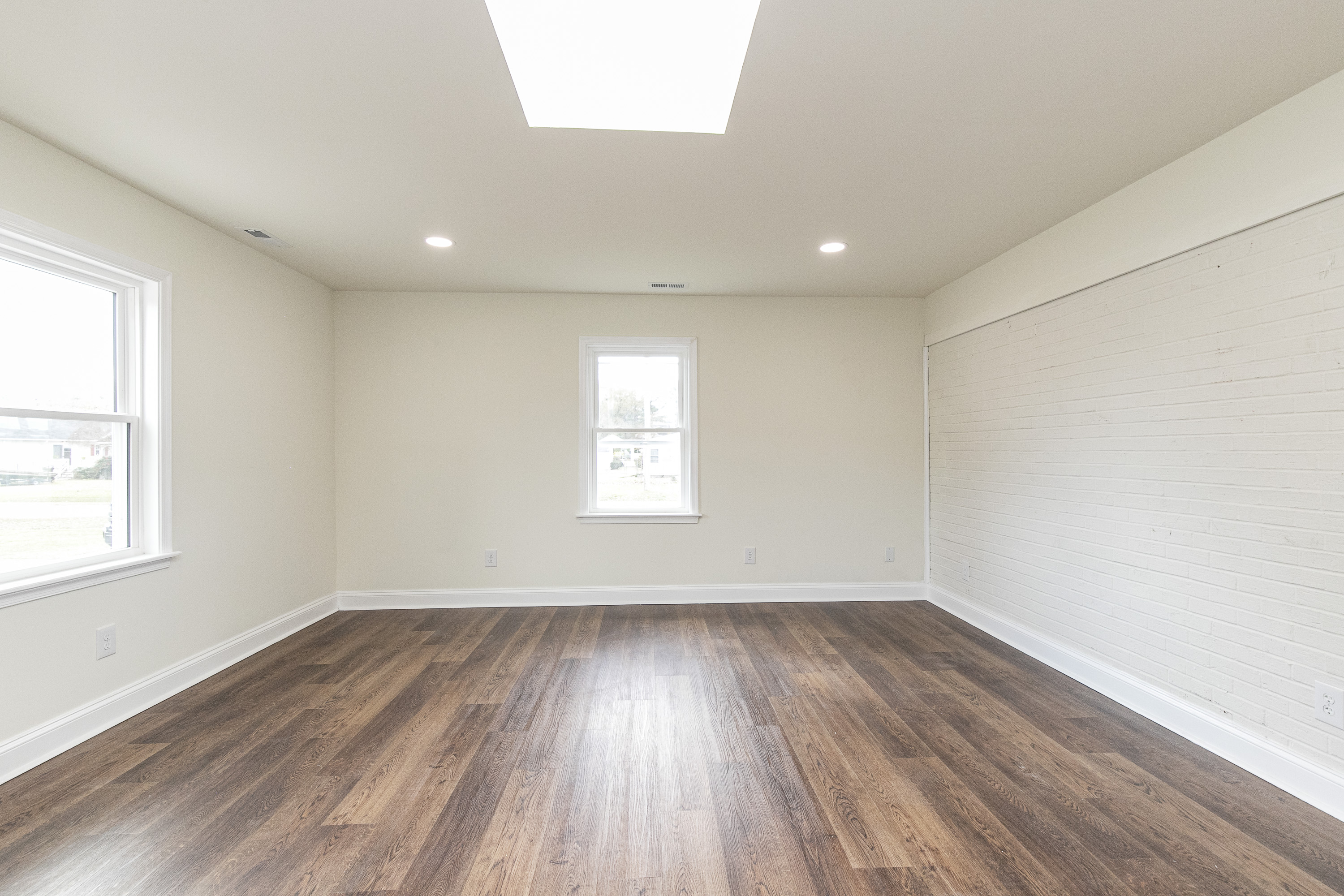 Onancock, Virginia, 23417, United States, 4 Bedrooms Bedrooms, ,3 BathroomsBathrooms,Residential,For Sale,1995976