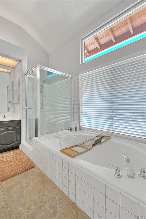 Corona, California, 92882, United States, 4 Bedrooms Bedrooms, ,3 BathroomsBathrooms,Residential,For Sale,1906086