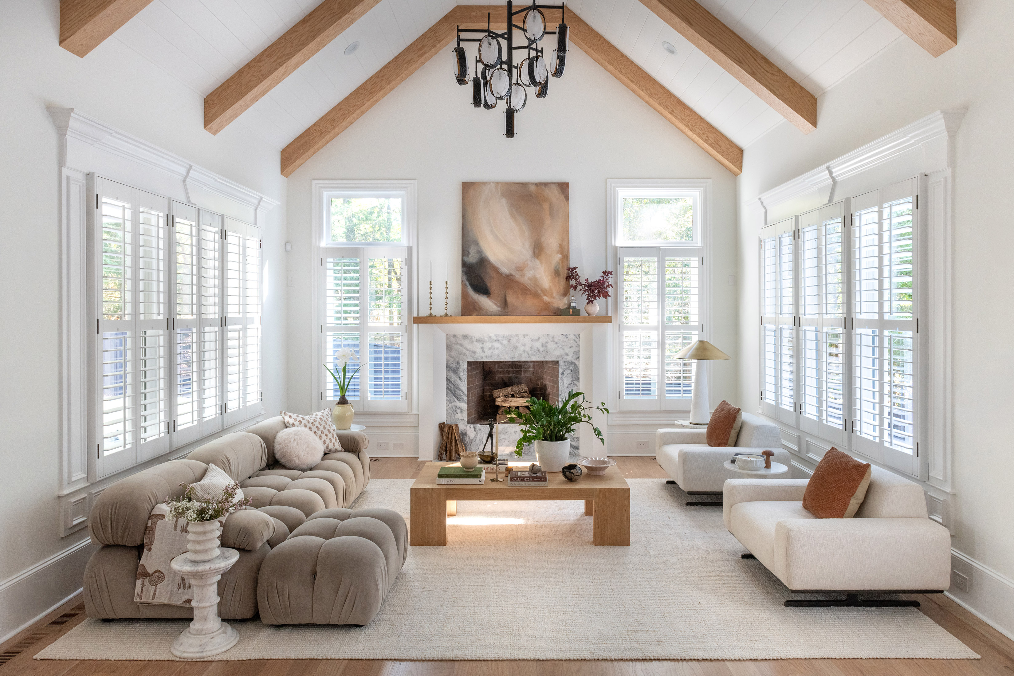  Exceptional Estate Combines Modern Luxury and Timeless Elegance - 物件實景