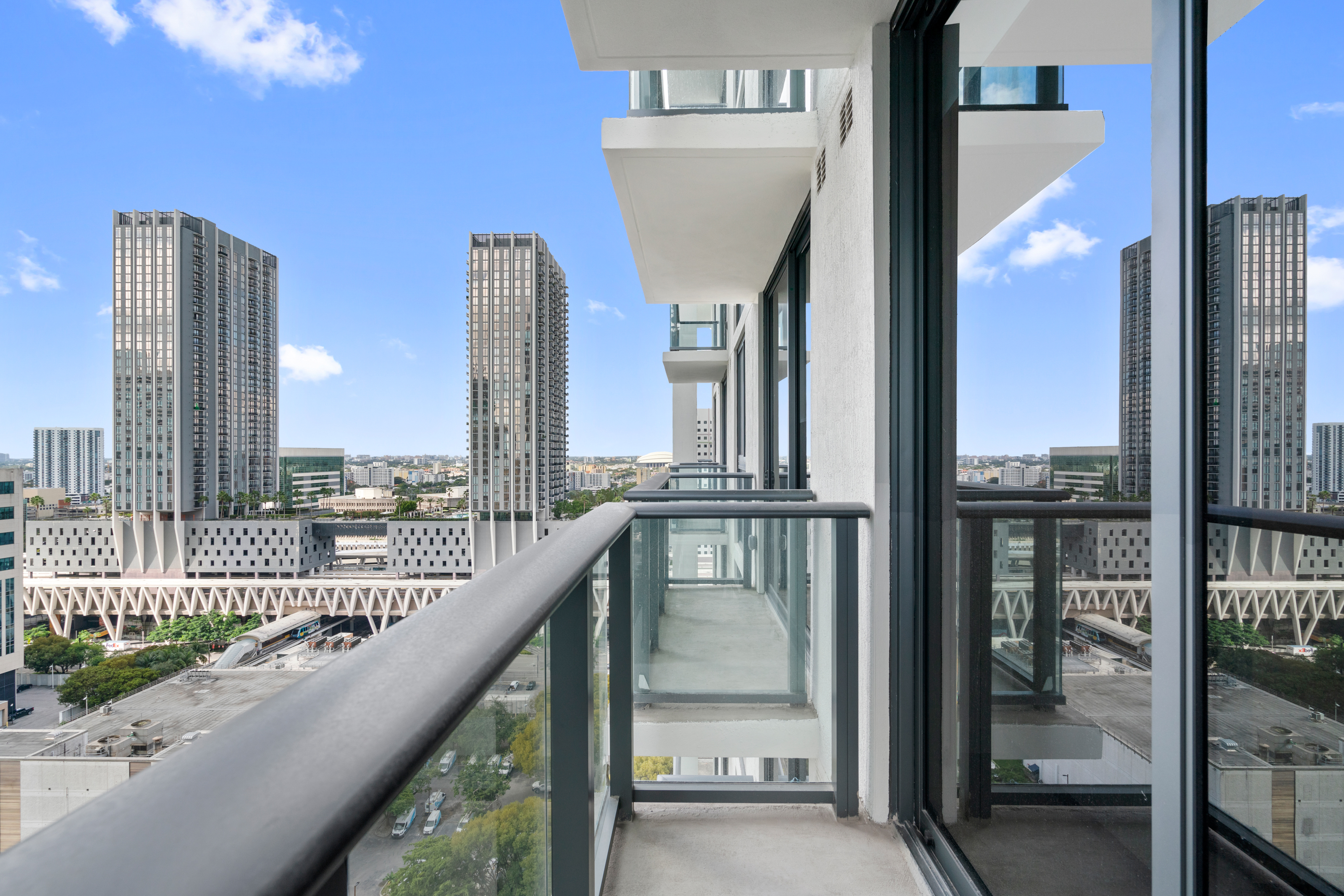  11 NE 6th St, Miami, FL, 33132 - 物件實景