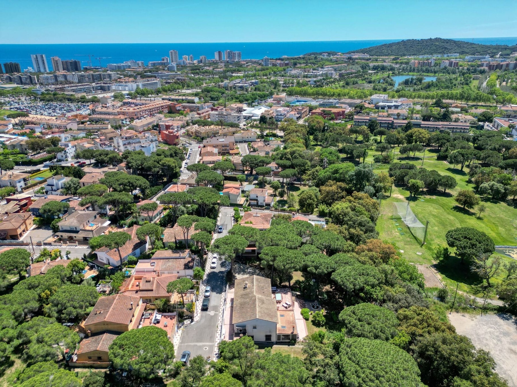  House within walking distance of the beach and center of Platja d