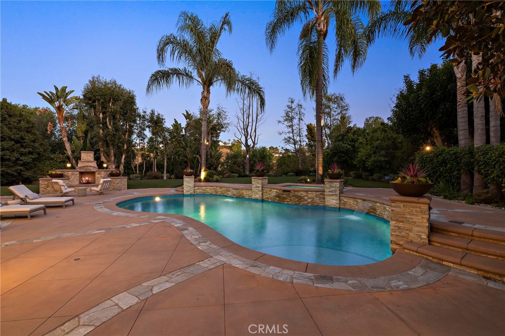 Laguna Hills, California, 92653, United States, 7 Bedrooms Bedrooms, ,5 BathroomsBathrooms,Residential,For Sale,1941687