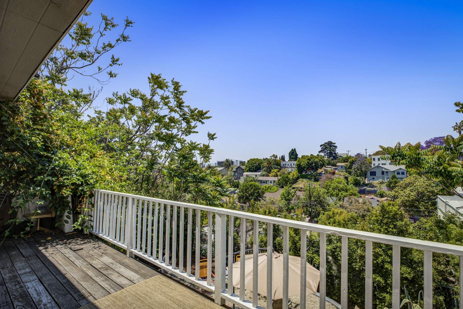  1120 W Edgeware Rd - 物件實景