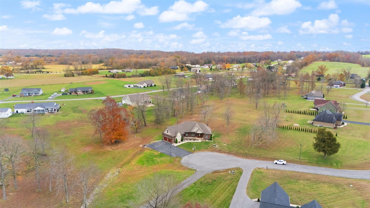 Smiths Grove, Kentucky, 42171, United States, 4 Bedrooms Bedrooms, ,3 BathroomsBathrooms,Residential,For Sale,1901805