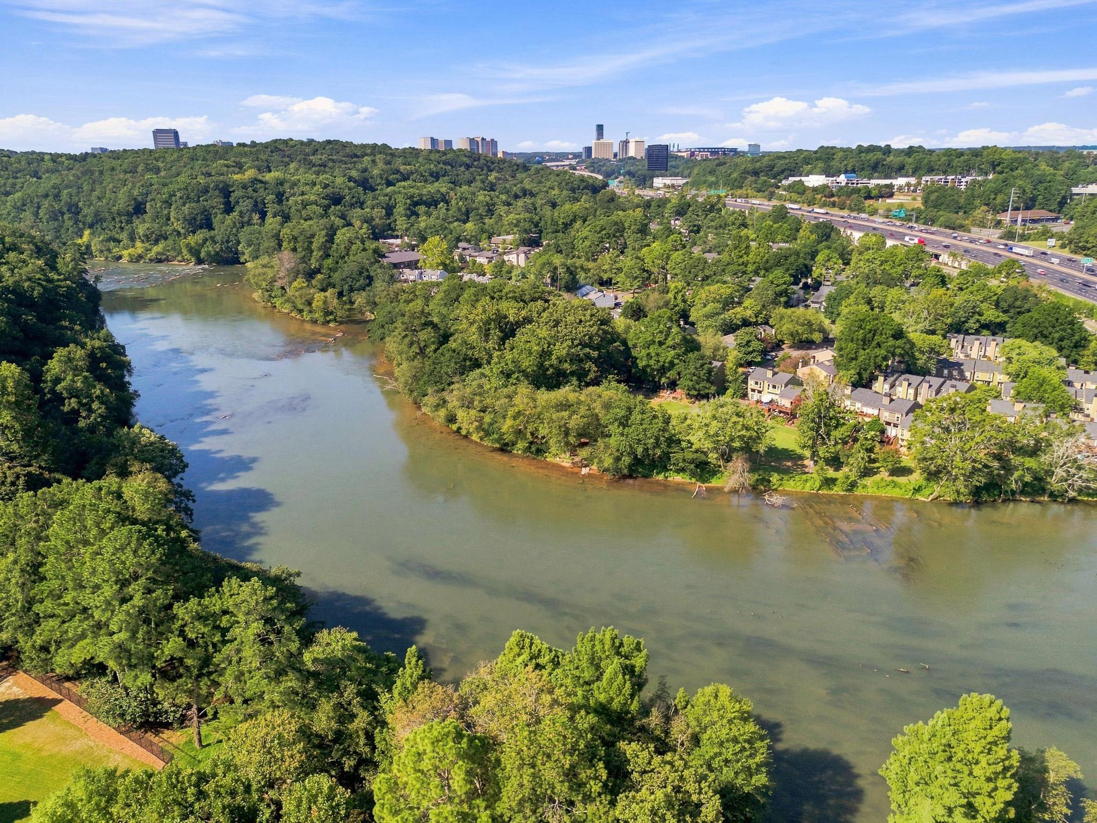  Rare Turn-key Riverfront Living - 物件實景