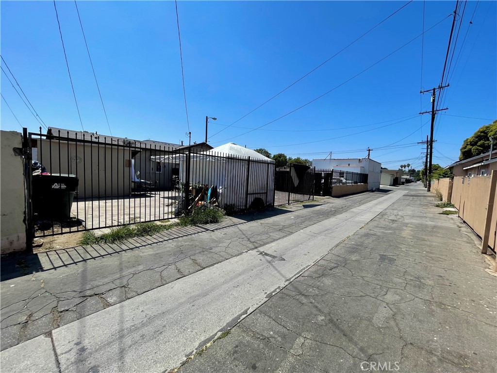 Bell Gardens, California, 90201, United States, ,Residential,For Sale,1899472