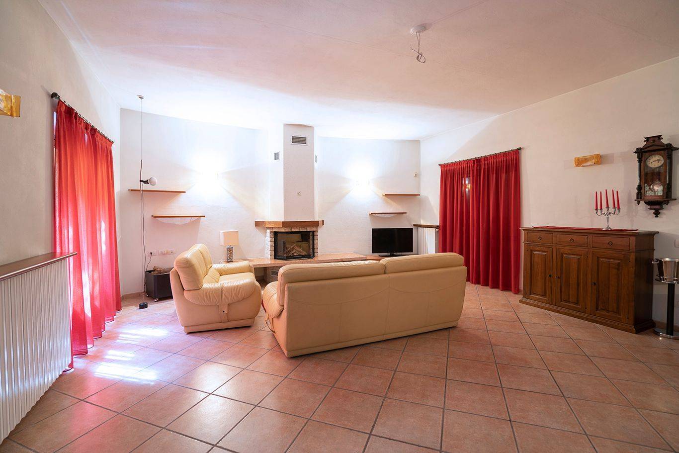 Usmate Velate, Monza e Brianza, 20040, IT, 3 Bedrooms Bedrooms, ,4 BathroomsBathrooms,Residential,For Sale,1838025
