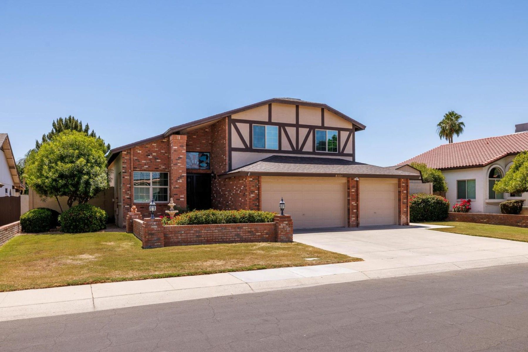  5901 E Tierra Buena Lane  Scottsdale, AZ - 物件實景