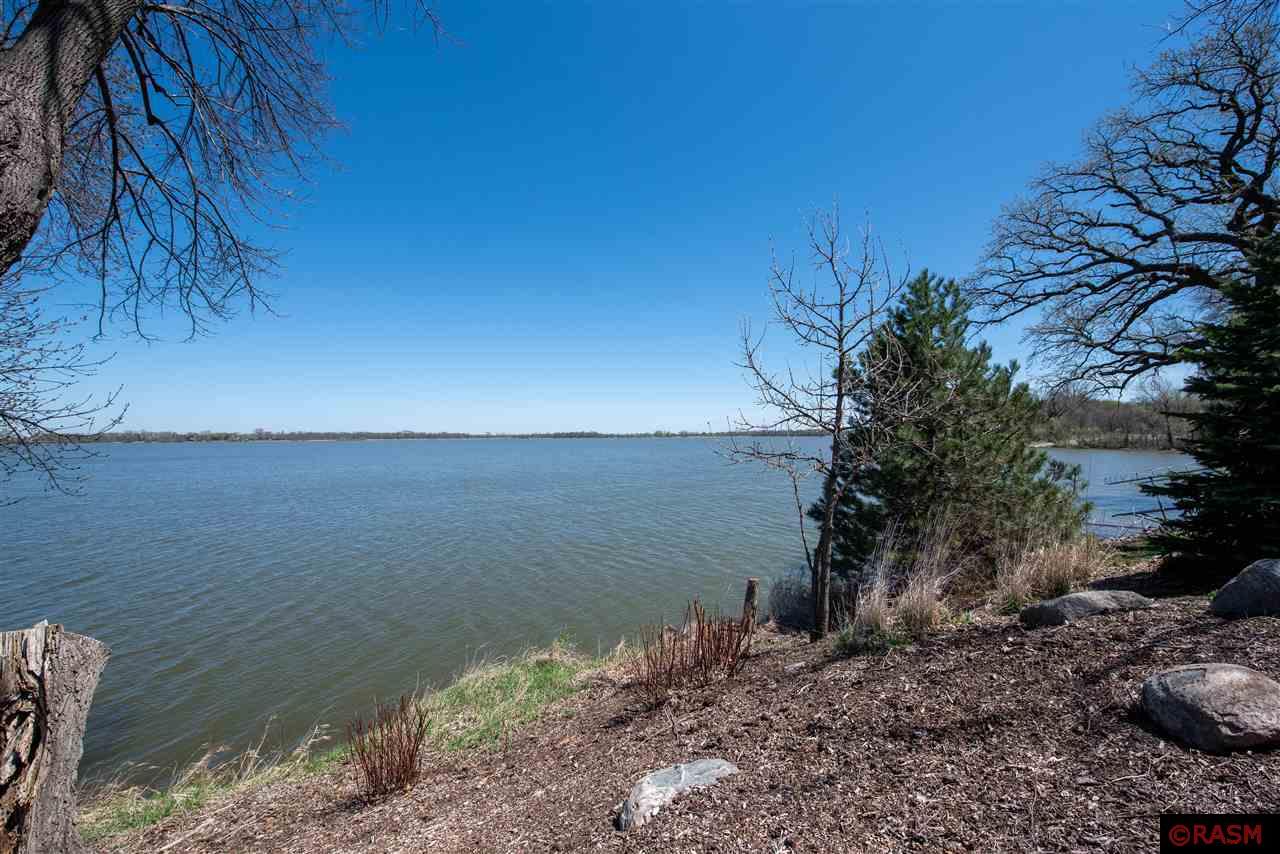 Lake Crystal, Minnesota, 56055, United States, 4 Bedrooms Bedrooms, ,3 BathroomsBathrooms,Residential,For Sale,1798331