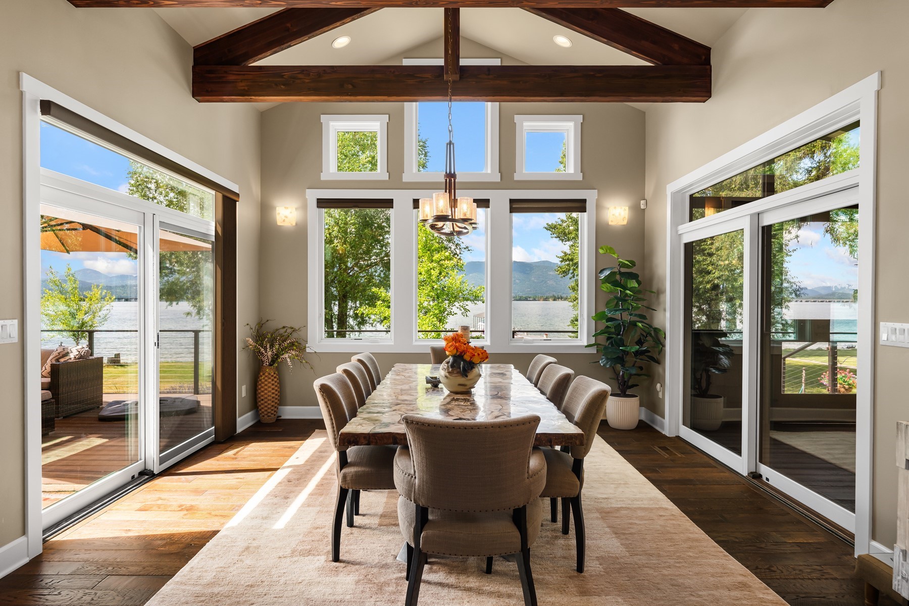  Waterfront Estate on Lake Pend Oreille - 物件實景