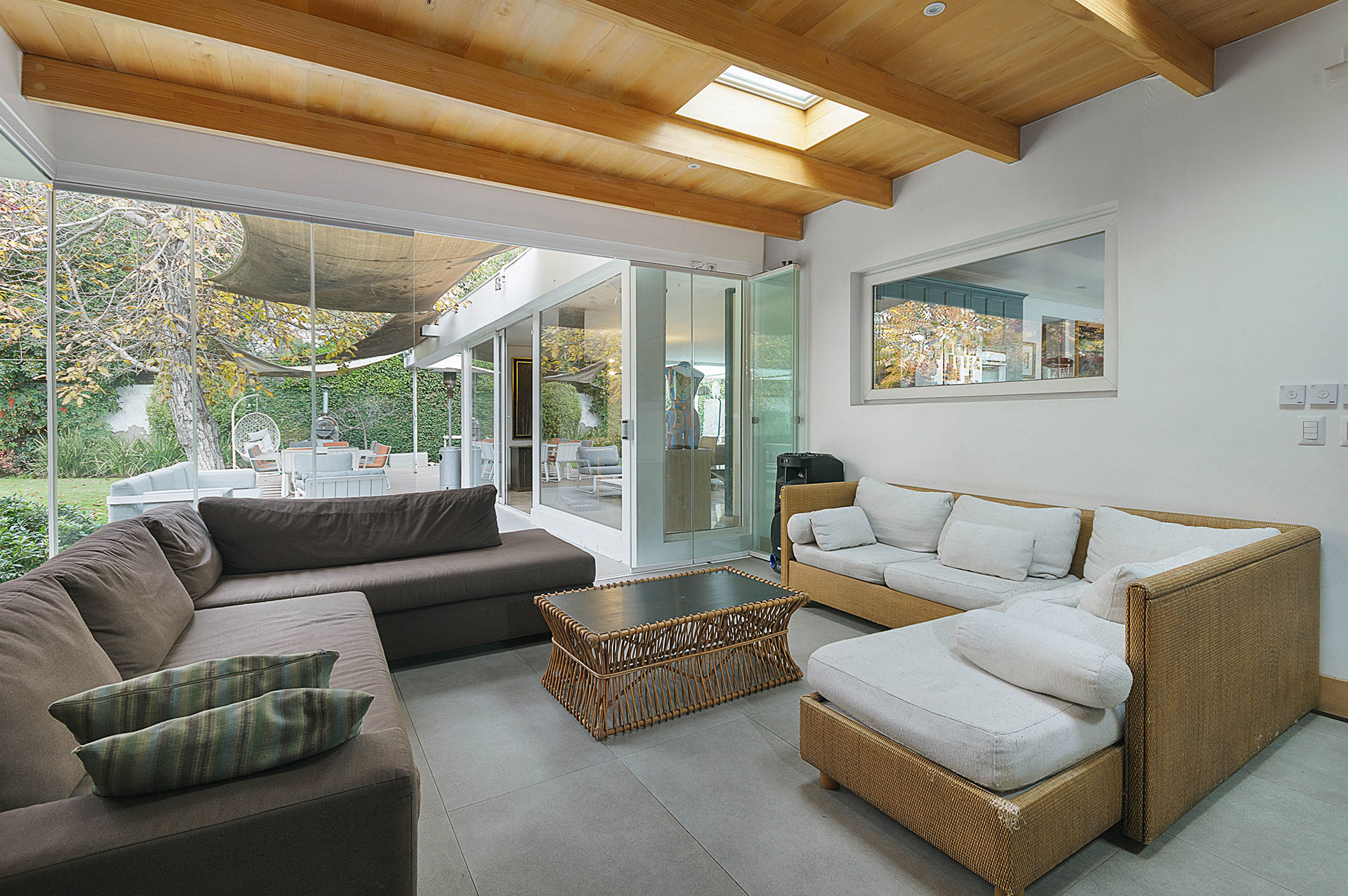 Beautiful Mediterranean-Style Home in Jardín del Este - 物件實景
