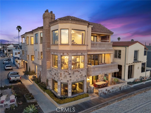 Long Beach, California, 90803, United States, 6 Bedrooms Bedrooms, ,8 BathroomsBathrooms,Residential,For Sale,1835519
