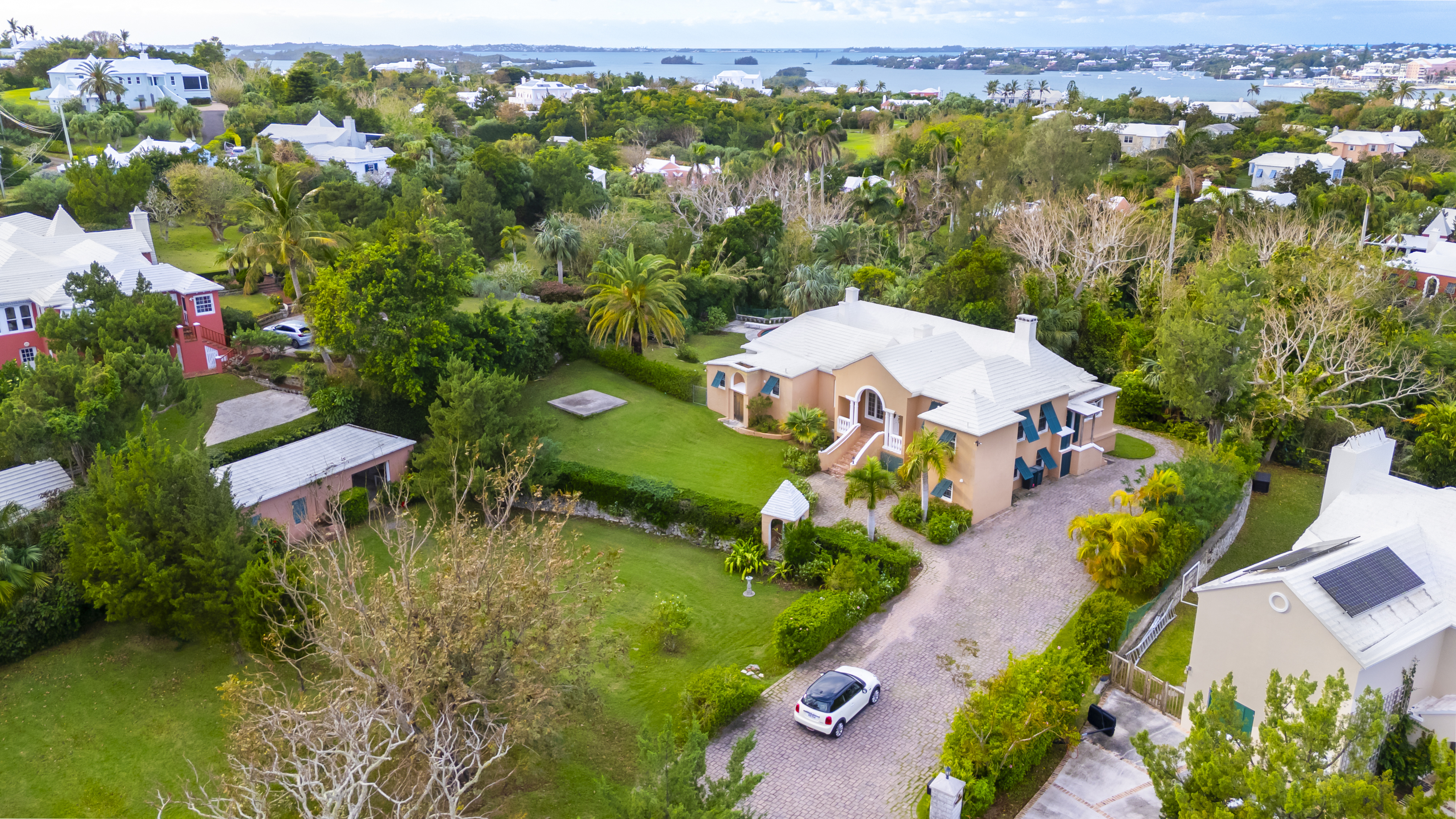 Paget, BM, 5 Bedrooms Bedrooms, ,5 BathroomsBathrooms,Residential,For Sale,1998516