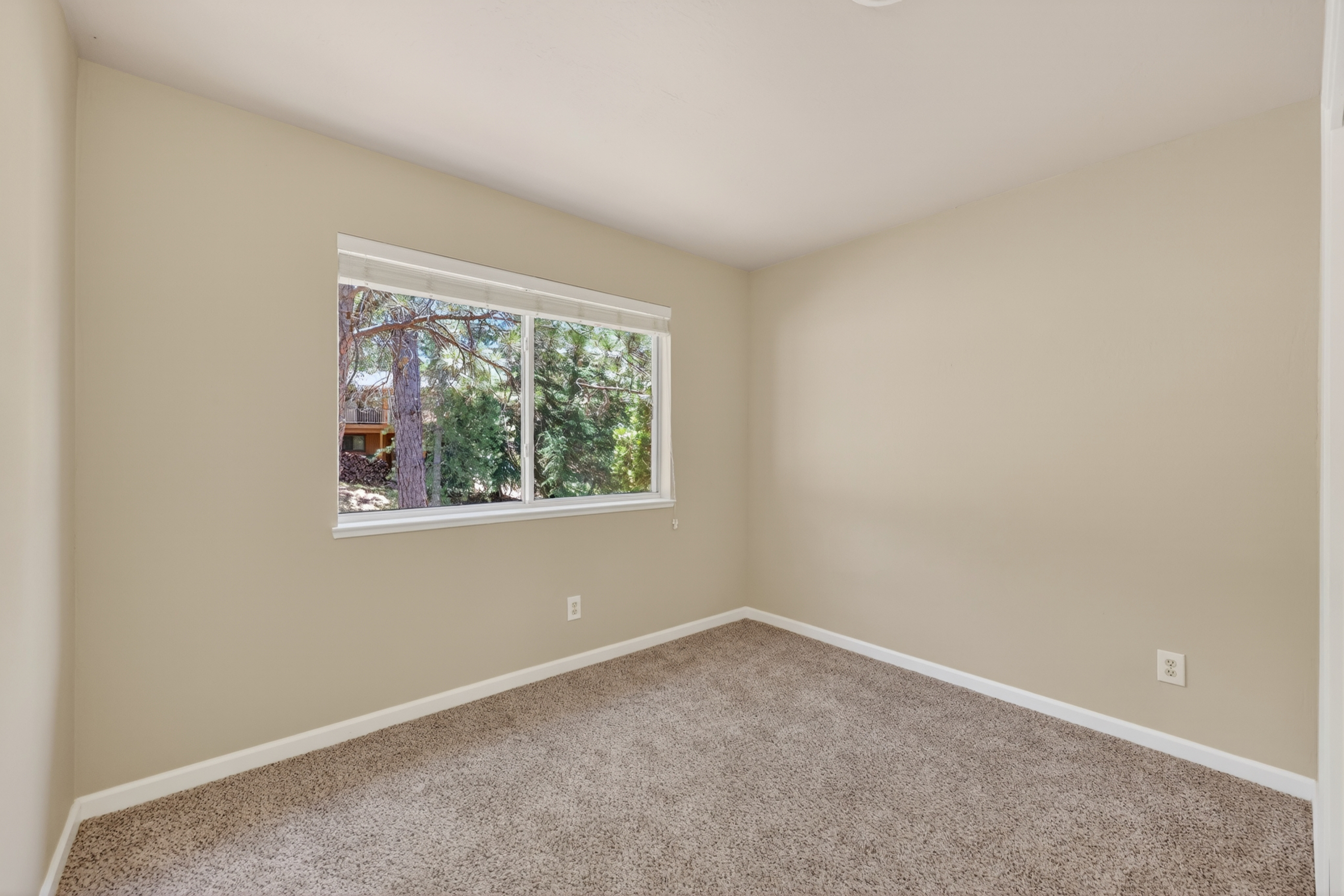  12096 Poplar Road, Auburn, CA 95602 - 物件實景