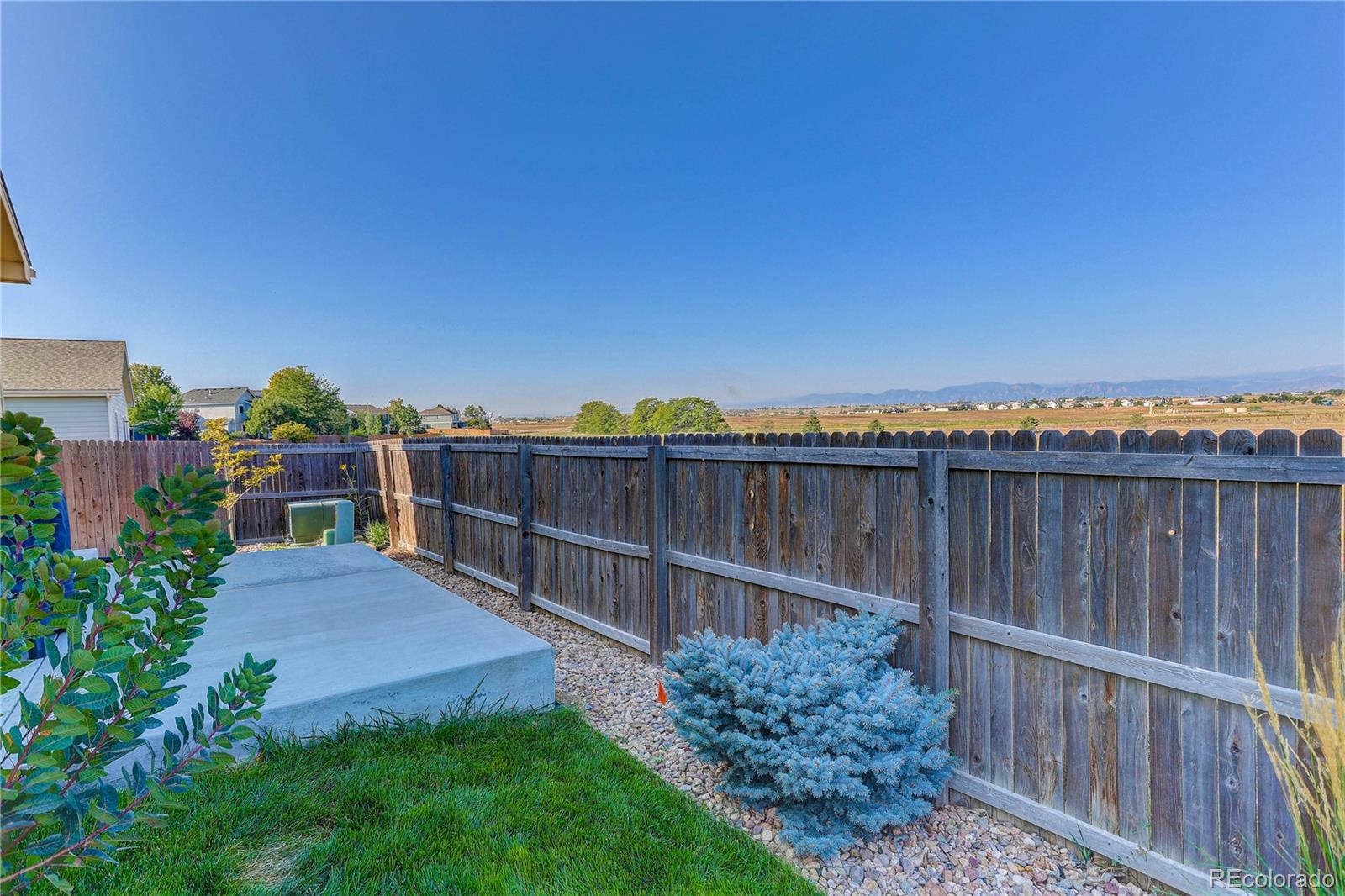 Dacono, Colorado, 80514, United States, 3 Bedrooms Bedrooms, ,2 BathroomsBathrooms,Residential,For Sale,1939654