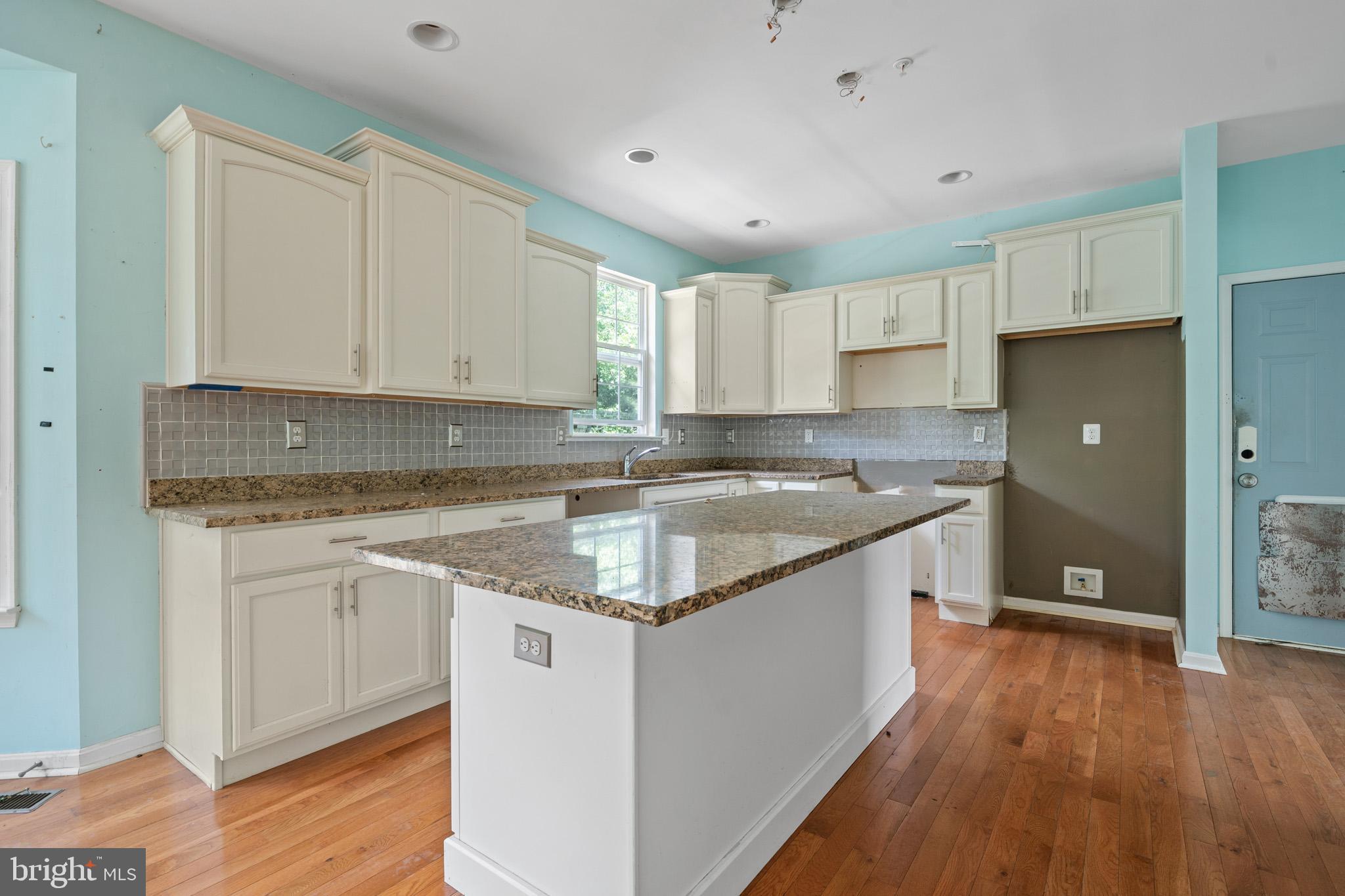 Hughesville, Maryland, 20637, United States, 4 Bedrooms Bedrooms, ,3 BathroomsBathrooms,Residential,For Sale,1976925