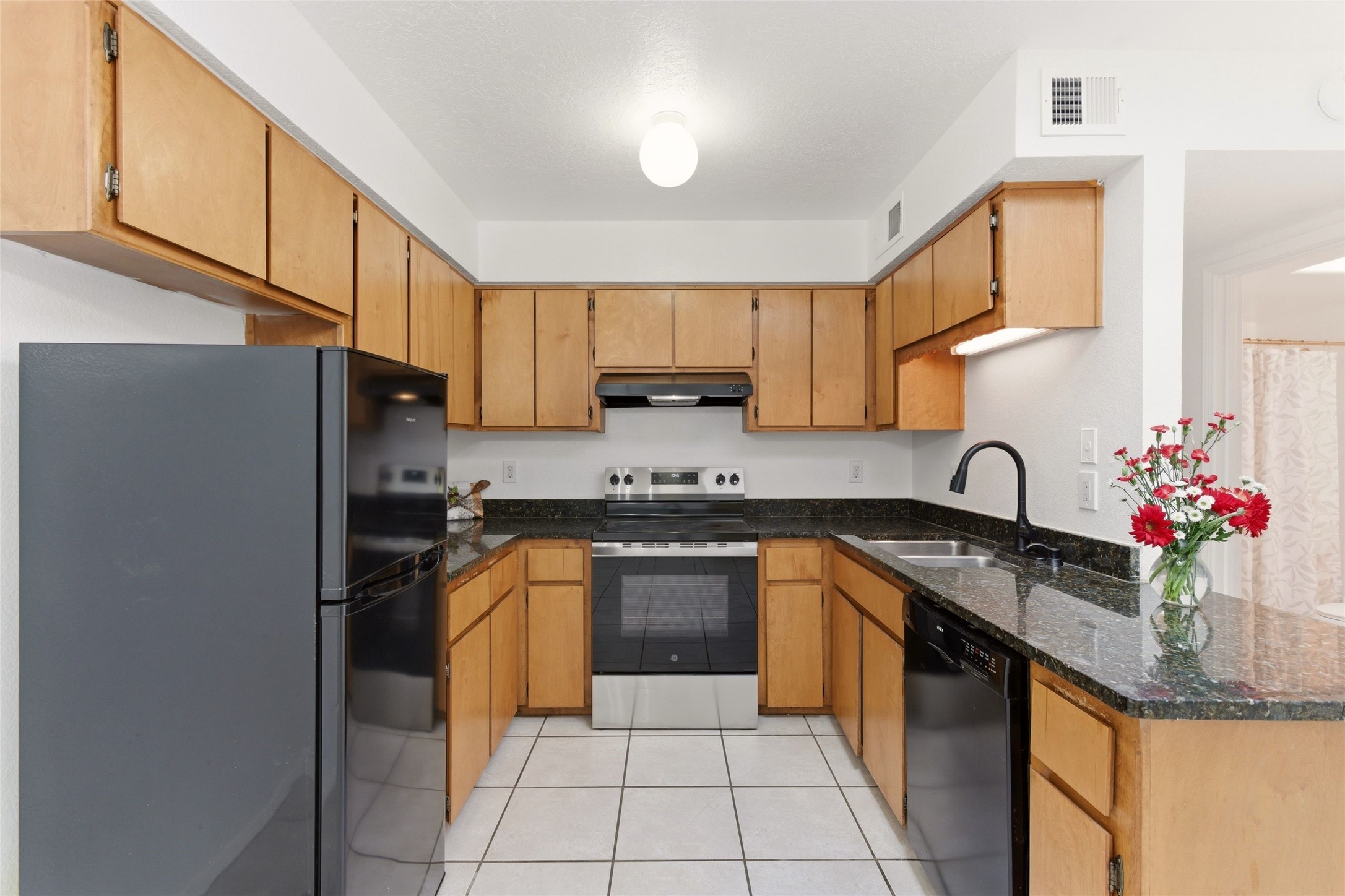  1448 Clark Road - 物件實景