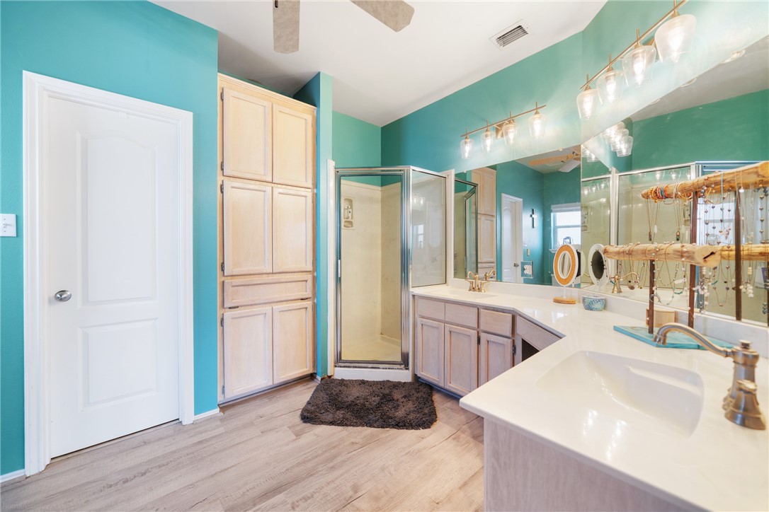 15346 Tortuga Ct, Corpus Christi, Texas, 78418, United States, 4 Bedrooms Bedrooms, ,3 BathroomsBathrooms,Residential,For Sale,15346 Tortuga Ct,1545866