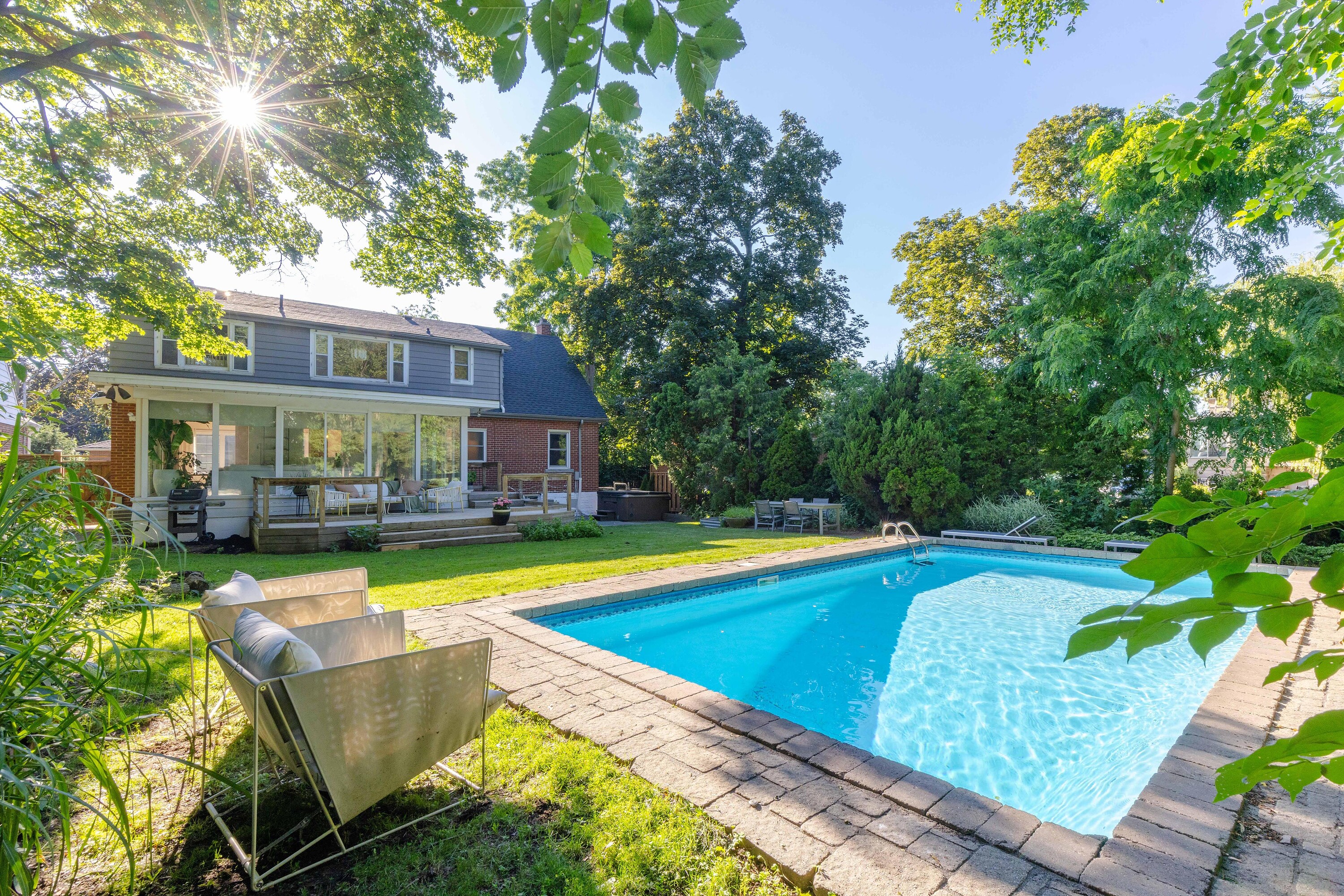  Private Backyard Oasis - 物件實景